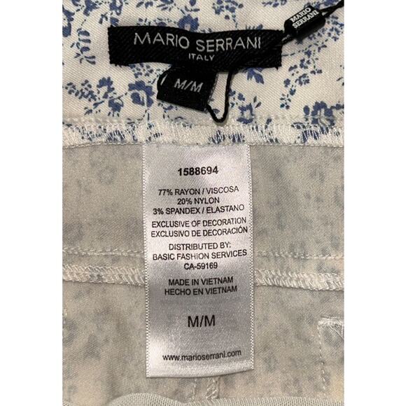 NWT Mario Serrani Cuff Capri Stretch White & Blue Floral Pants Medium - Picture 9 of 9